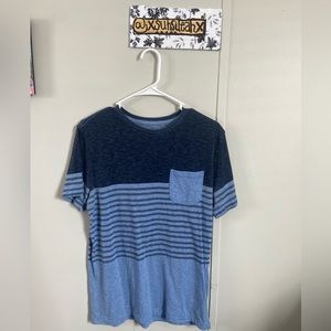 M striped men’s tee NEW! 🥳🥳